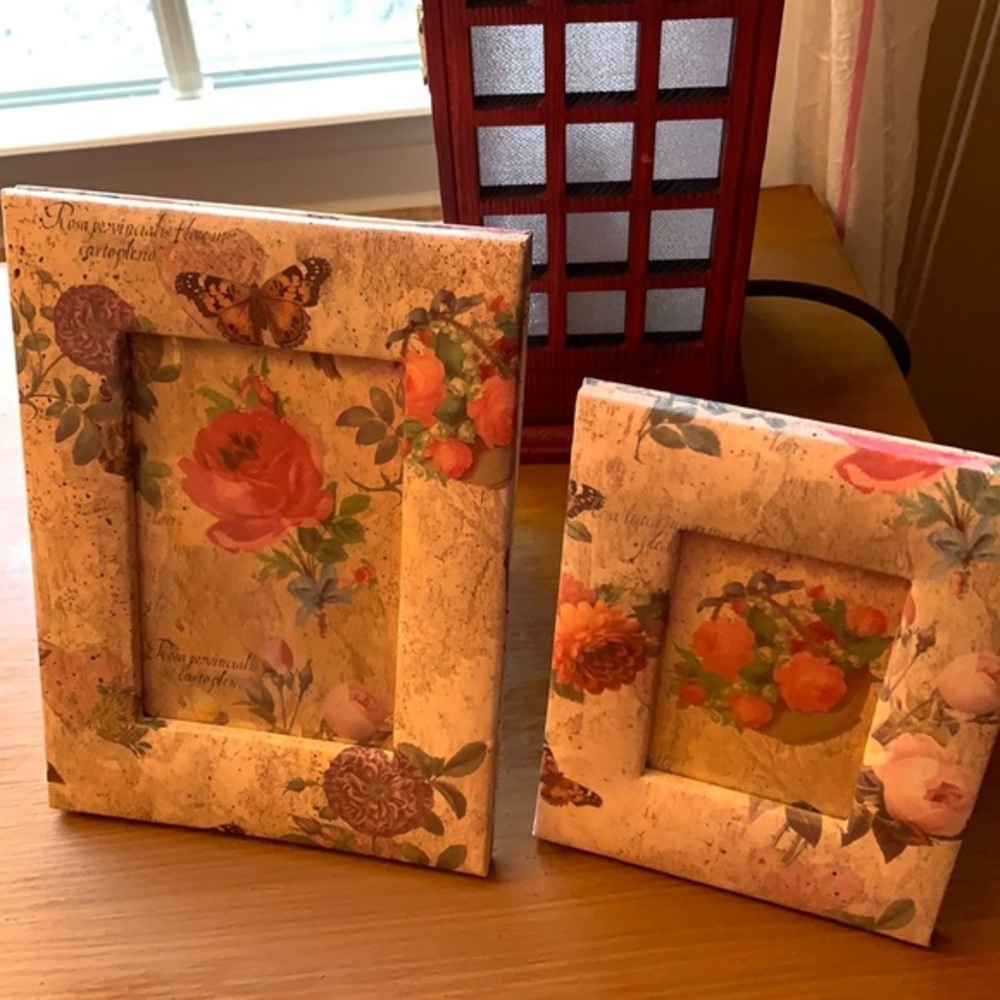 2 Floral on Tan Print Photo Frames